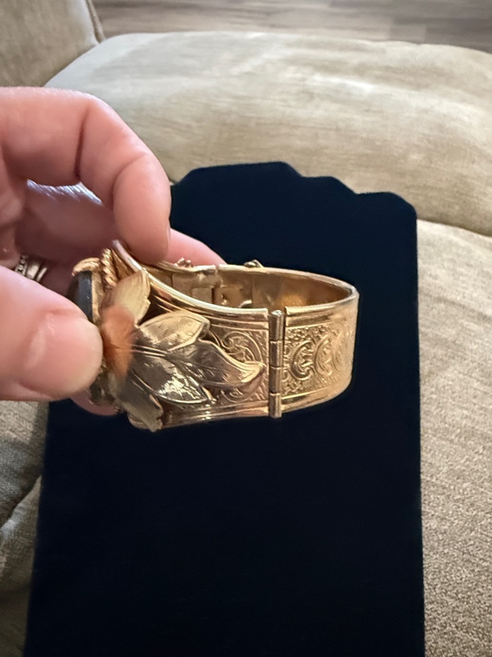 Vintage Sarah Coventry Gold Tone Statement Cuff Bracelet | Large Faceted Stone - Picture 5 of 7